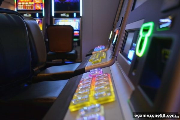 电子游艺场所连线策略深度解析：玩法机制与实战选择